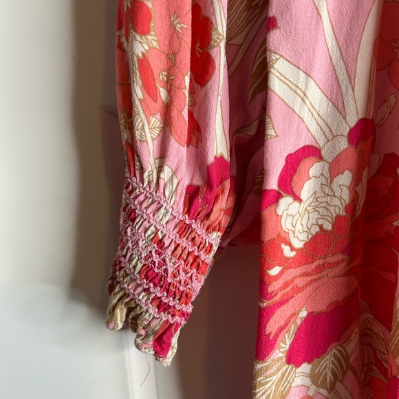 Talbots Women’s Size Large V Neck Blouse Pink Floral Cottagecore Coastal 4710 - Picture 4 of 8